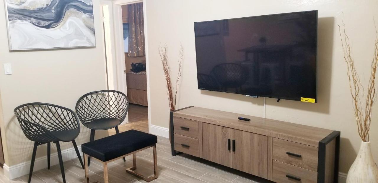 Very Glam Apartment 5 Miles From Hard Rock Χόλιγουντ Εξωτερικό φωτογραφία